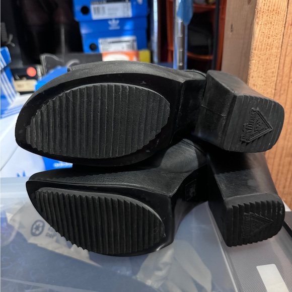 John Fluevog prepare Axe Black Leather Slit Open-Toe Platform Sandals size 9 - Picture 2 of 14